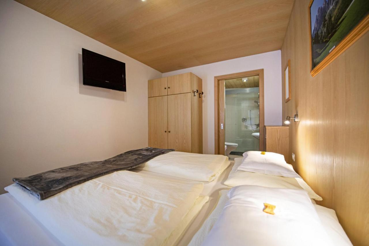 Apartments Miara Santa Cristina Val Gardena Екстериор снимка