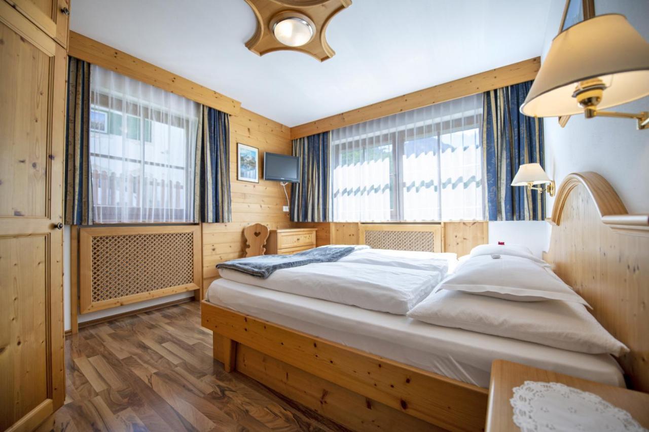 Apartments Miara Santa Cristina Val Gardena Екстериор снимка