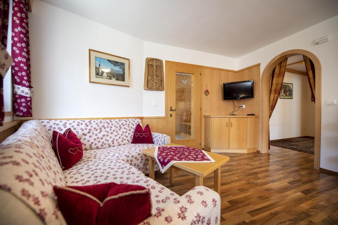 Apartments Miara Santa Cristina Val Gardena Екстериор снимка